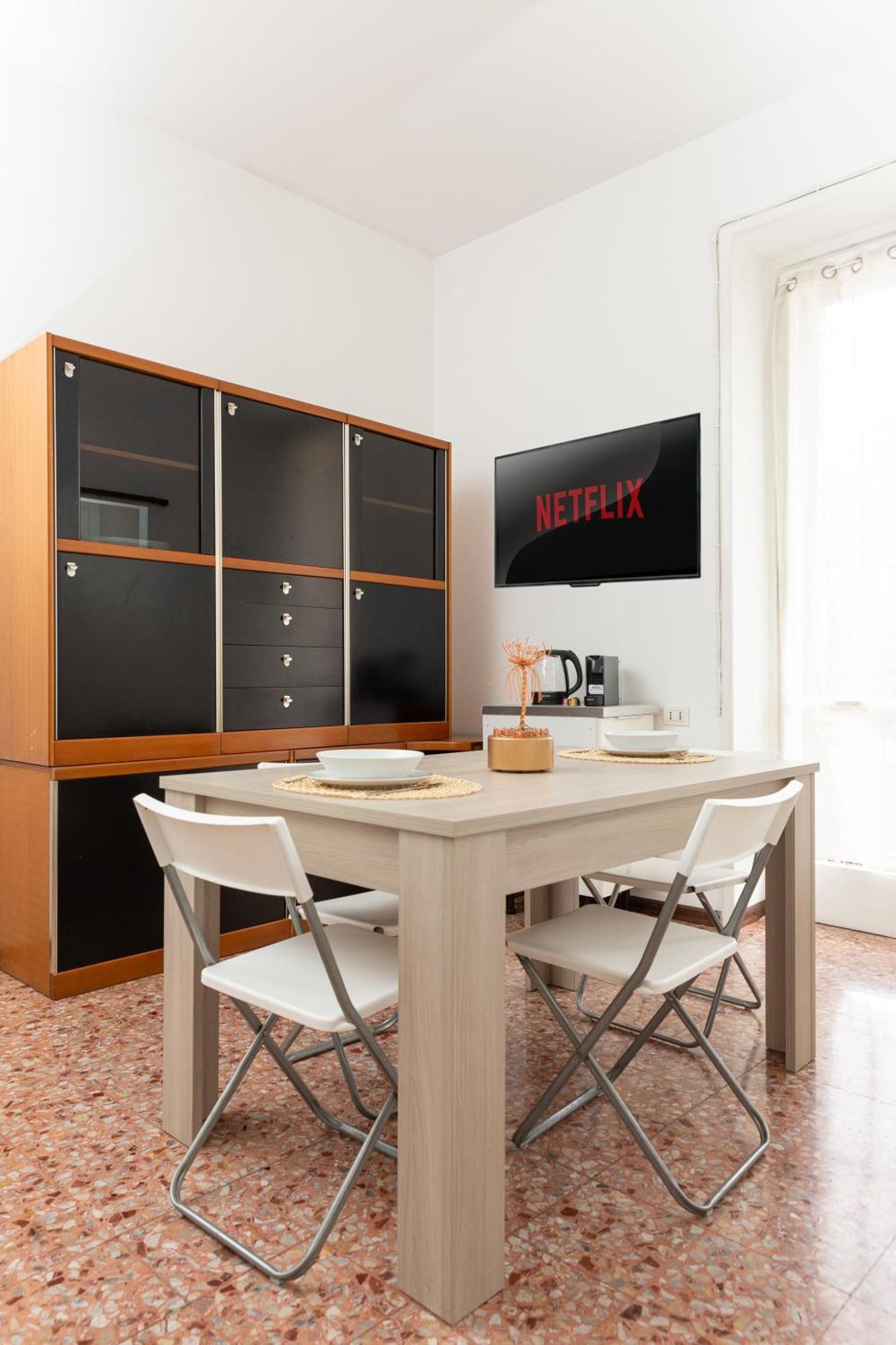 Picasso - Spacious Exclusive Apartment 米兰 外观 照片