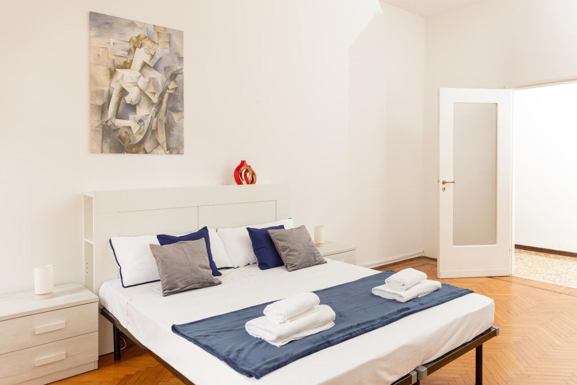 Picasso - Spacious Exclusive Apartment 米兰 外观 照片
