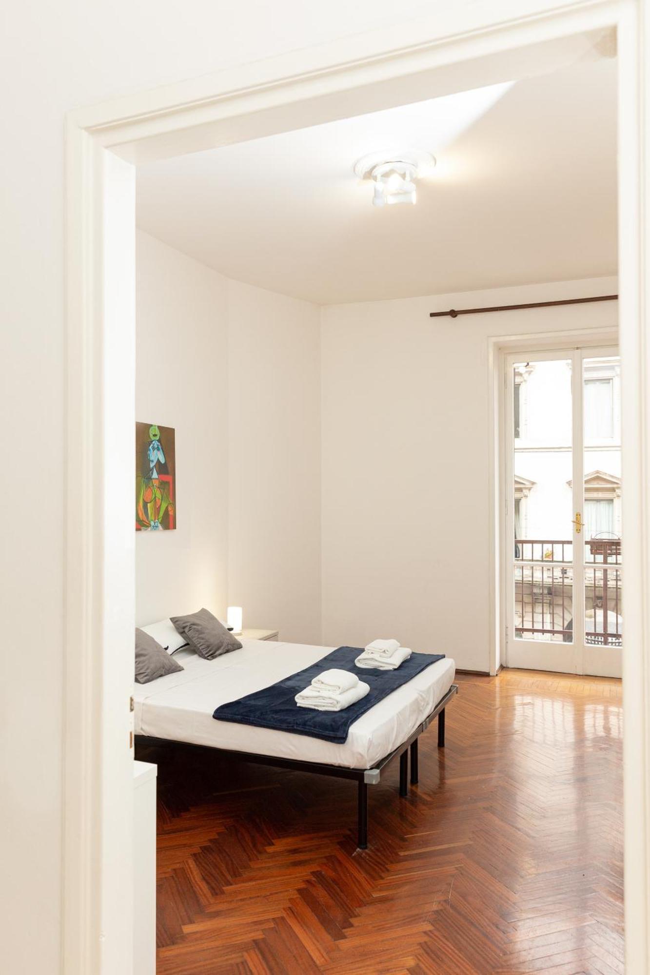 Picasso - Spacious Exclusive Apartment 米兰 外观 照片